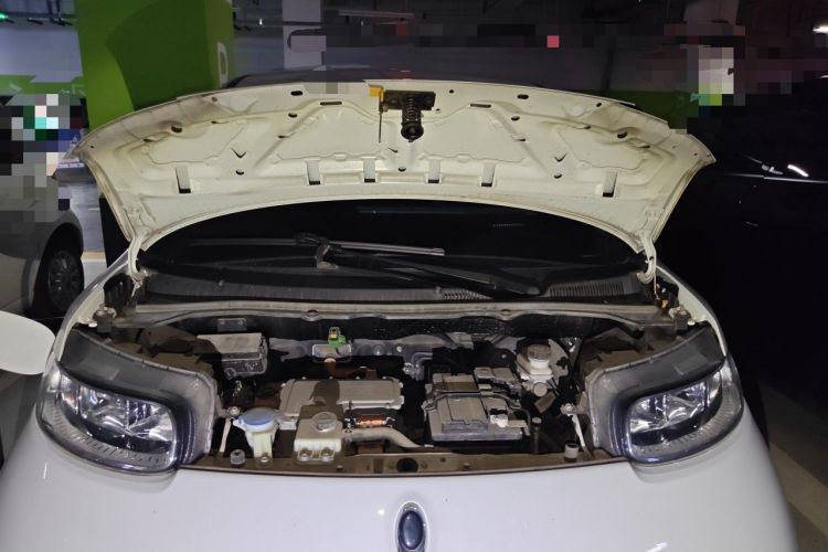 Used ORA White Cat 2020 305 km Luxury Version Engine Bay