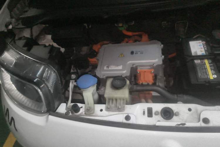 Used ORA White Cat 2020 305 km Luxury Version Engine Bay Right