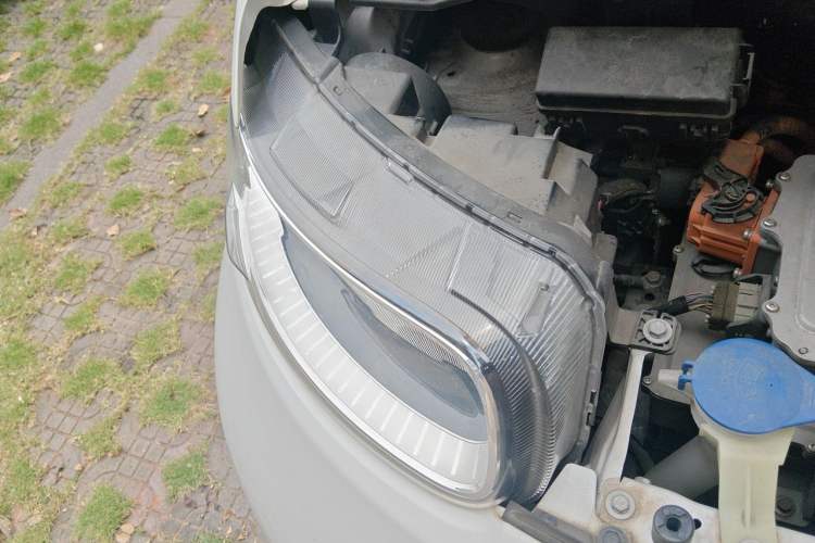 Used ORA White Cat 2020 401 km Long-Range Version Engine Bay Right