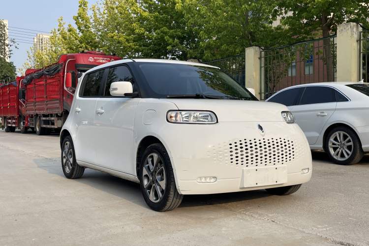 Used ORA White Cat 2020 305 km Luxury Version Exterior 2