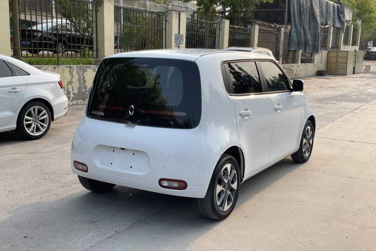 Used ORA White Cat 2020 305 km Luxury Version Exterior 5