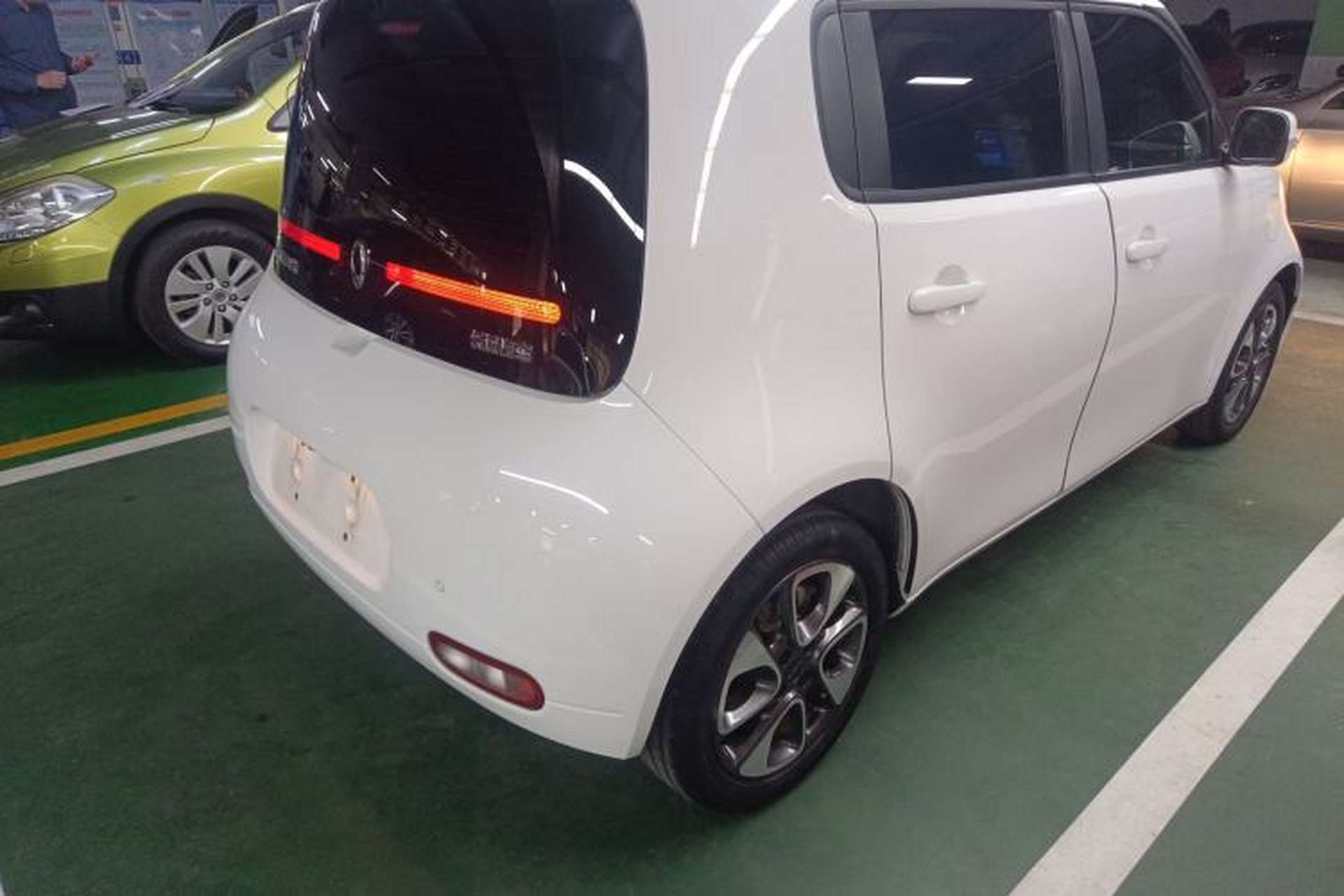 Used ORA White Cat 2020 305 km Luxury Version Exterior 6