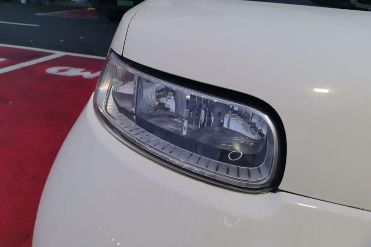 Used ORA White Cat 2020 305 km Luxury Version Exterior 6