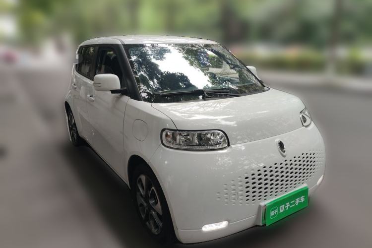 Used ORA White Cat 2020 305 km Luxury Version Front Right 45 Deg