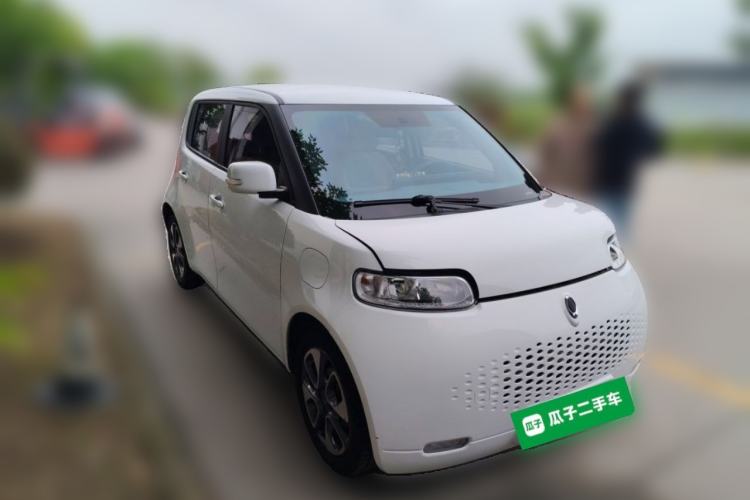 Used ORA White Cat 2020 305 km Luxury Version Front Right 45 Deg