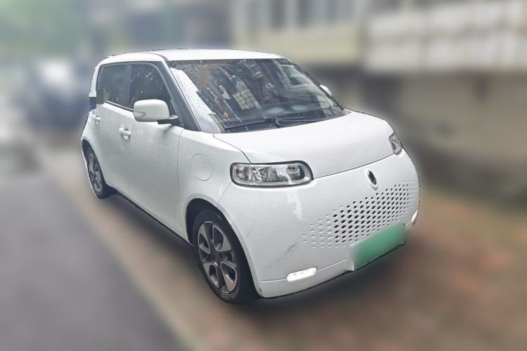 Used ORA White Cat 2020 305 km Luxury Version Front Right 45 Deg