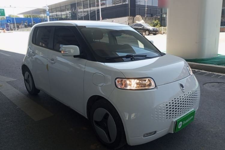 Used ORA White Cat 2020 360 km Luxury Version Front Right 45 Deg