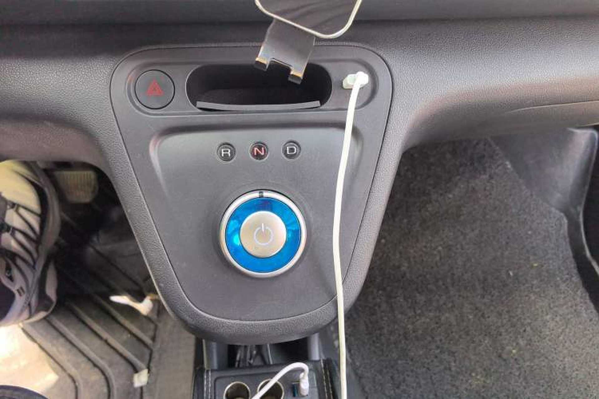 Used ORA White Cat 2020 305 km Luxury Version Gear Lever