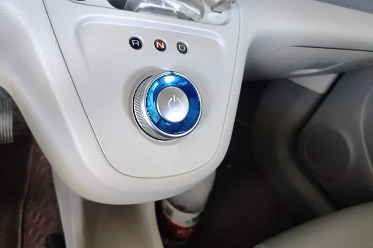 Used ORA White Cat 2020 401 km Flagship Version Gear Lever