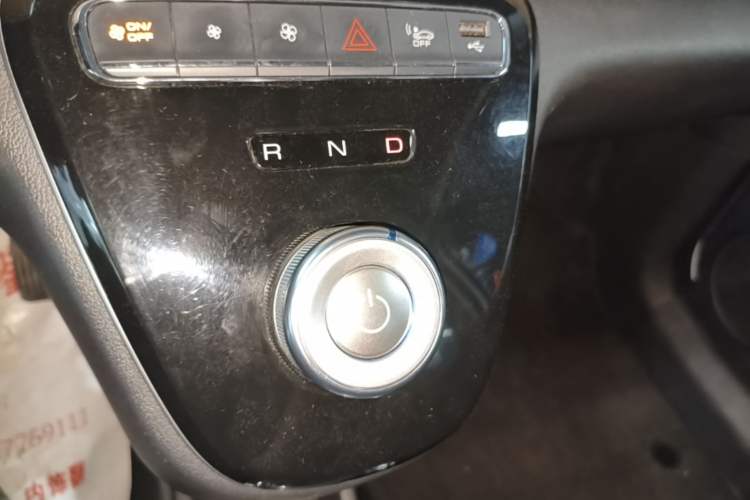 Used ORA White Cat 2020 305 km Luxury Version Gear Lever