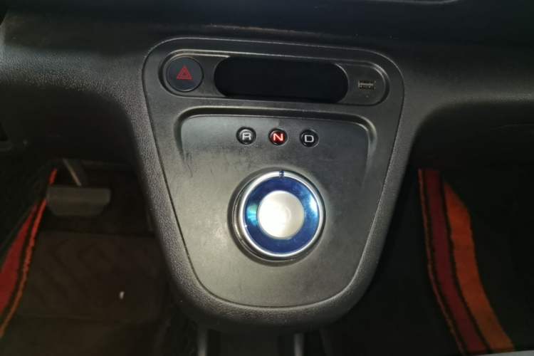 Used ORA White Cat 2020 305 km Luxury Version Gear Lever
