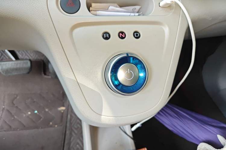 Used ORA White Cat 2020 305 km Luxury Version Gear Lever