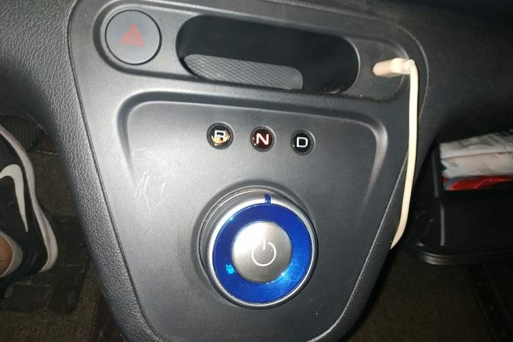 Used ORA White Cat 2020 401 km Long-Range Version Gear Lever