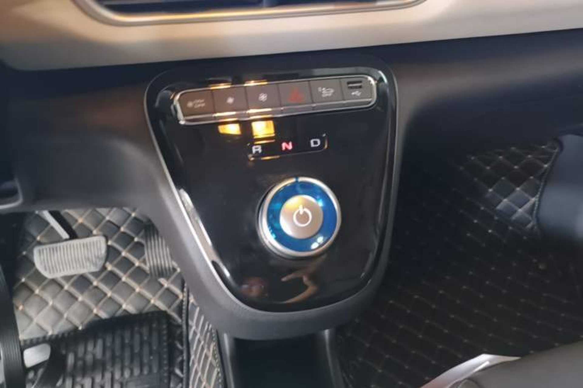 Used ORA White Cat 2020 305 km Luxury Version Gear Lever