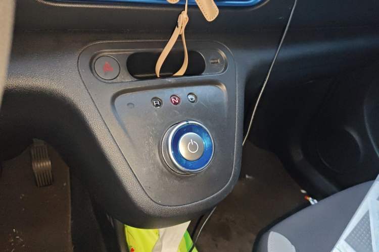 Used ORA White Cat 2020 360 km Luxury Version Gear Lever