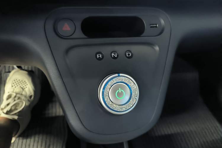 Used ORA White Cat 2020 305 km Luxury Version Gear Lever