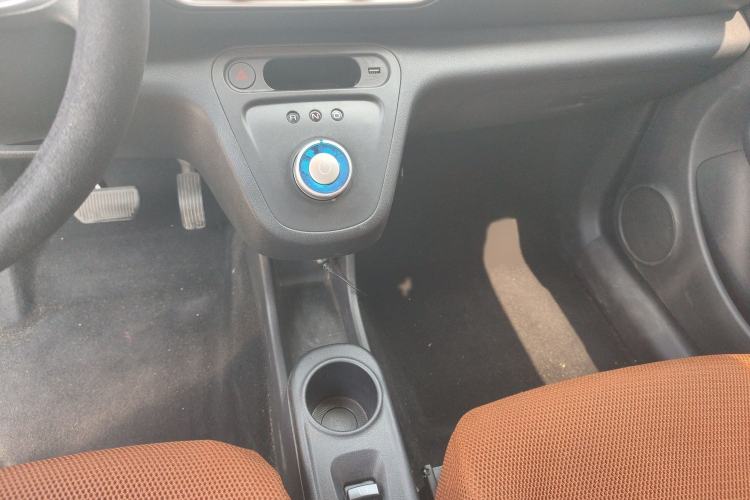 Used ORA White Cat 2020 360 km Luxury Version Gear Lever