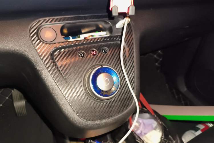 Used ORA White Cat 2020 401 km Flagship Version Gear Lever