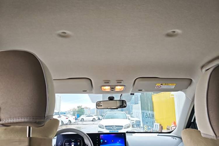 Used ORA White Cat 2020 305 km Luxury Version Headliner