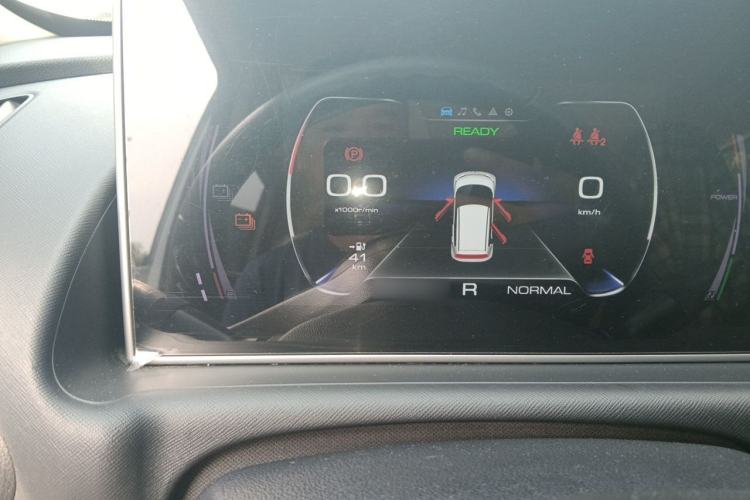Used ORA White Cat 2020 305 km Luxury Version Instrument Cluster