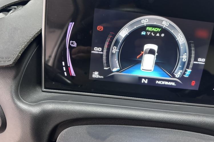 Used ORA White Cat 2020 305 km Luxury Version Instrument Cluster