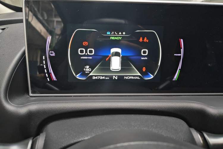 Used ORA White Cat 2020 305 km Luxury Version Instrument Cluster