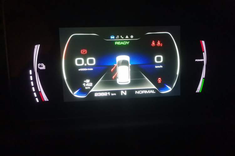 Used ORA White Cat 2020 305 km Luxury Version Instrument Cluster