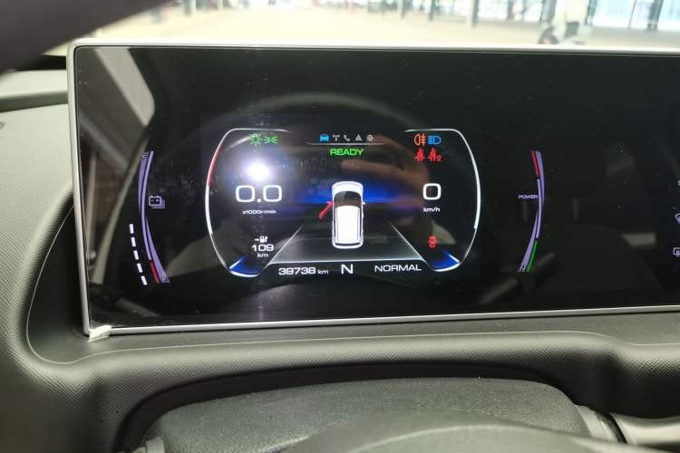 Used ORA White Cat 2020 305 km Luxury Version Instrument Cluster