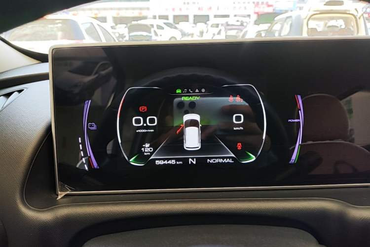 Used ORA White Cat 2020 305 km Luxury Version Instrument Cluster
