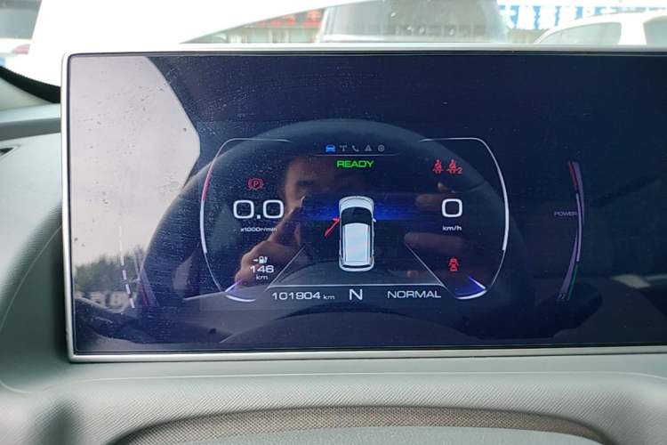 Used ORA White Cat 2020 305 km Luxury Version Instrument Cluster
