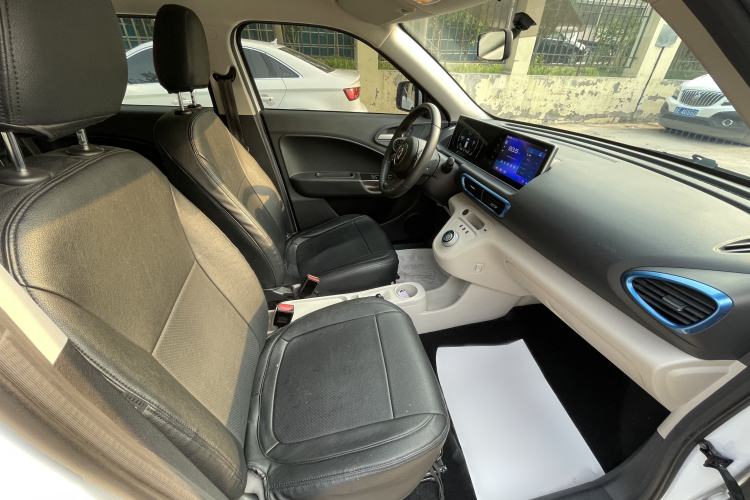 Used ORA White Cat 2020 305 km Luxury Version Interior 2