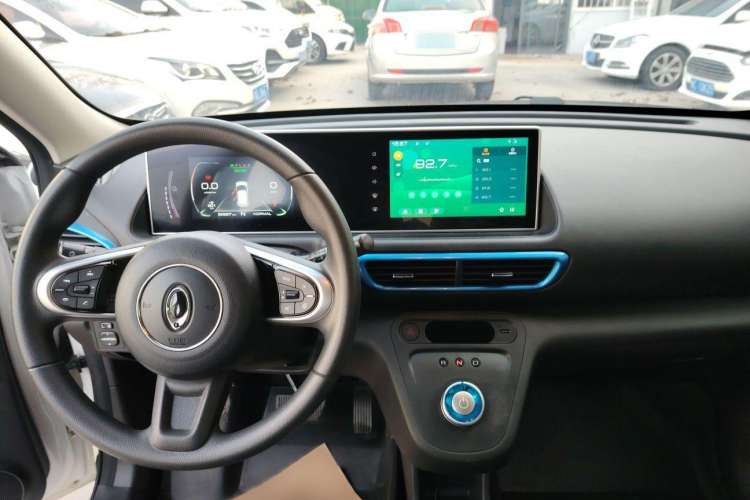 Used ORA White Cat 2020 305 km Luxury Version Interior 2