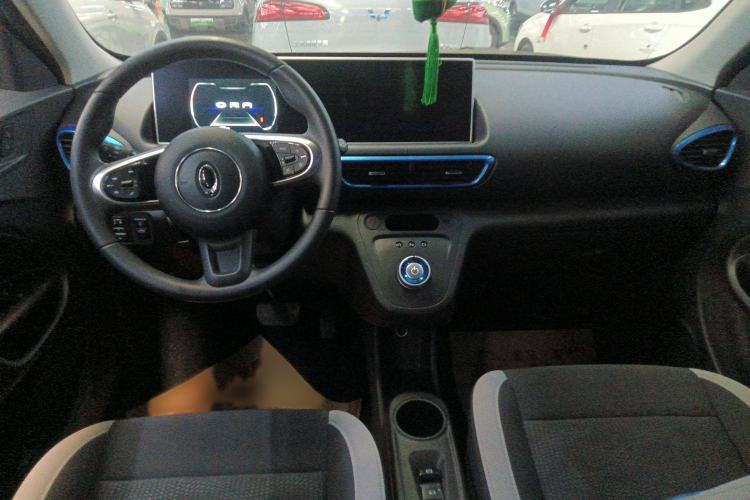 Used ORA White Cat 2020 305 km Luxury Version Interior 3