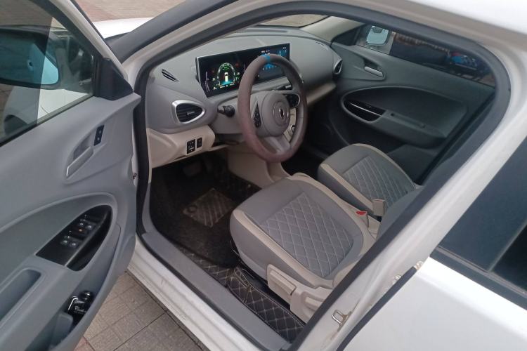 Used ORA White Cat 2020 401 km Flagship Version Interior 3