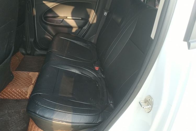 Used ORA White Cat 2020 305 km Luxury Version Interior 4