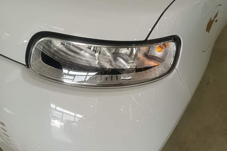 Used ORA White Cat 2020 360 km Luxury Version Left Front Headlight