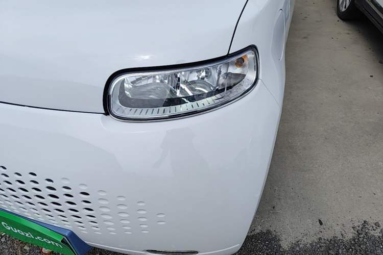 Used ORA White Cat 2020 305 km Luxury Version Left Front Headlight