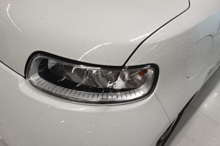 Used ORA White Cat 2020 305 km Luxury Version Left Front Headlight