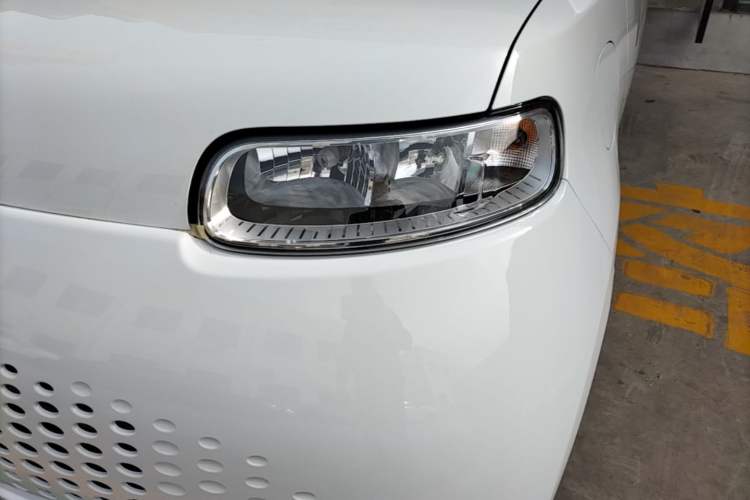 Used ORA White Cat 2020 305 km Luxury Version Left Front Headlight