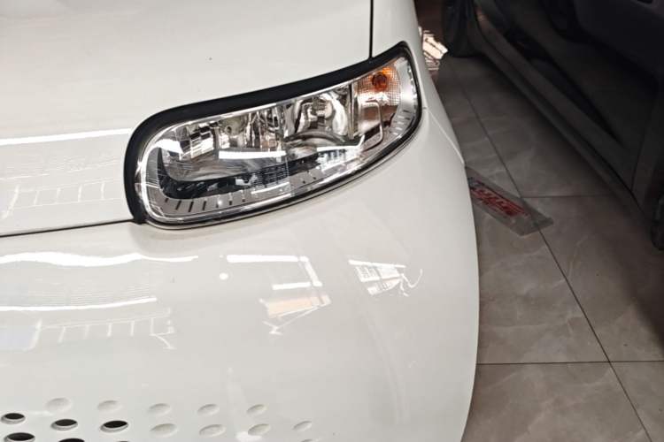 Used ORA White Cat 2020 360 km Luxury Version Left Front Headlight