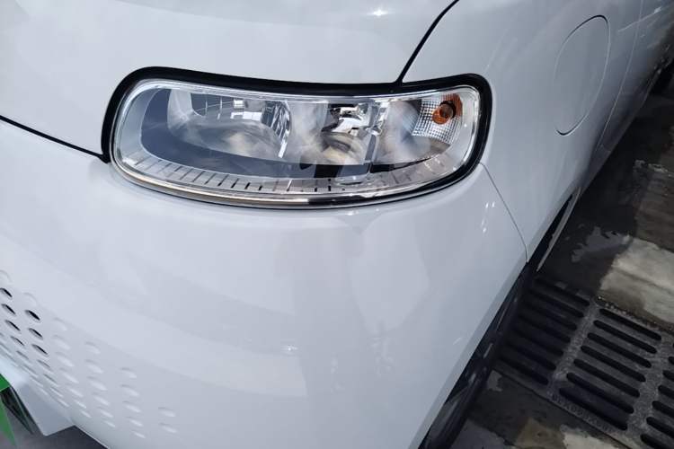 Used ORA White Cat 2020 305 km Luxury Version Left Front Headlight