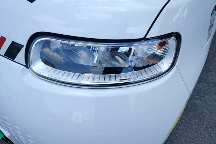 Used ORA White Cat 2020 360 km Luxury Version Left Front Headlight