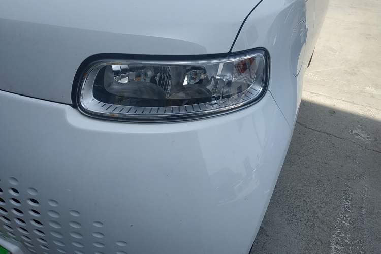 Used ORA White Cat 2020 305 km Luxury Version Left Front Headlight