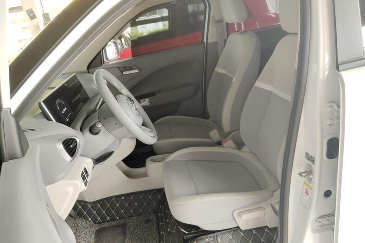 Used ORA White Cat 2020 360 km Luxury Version Left Front Seat