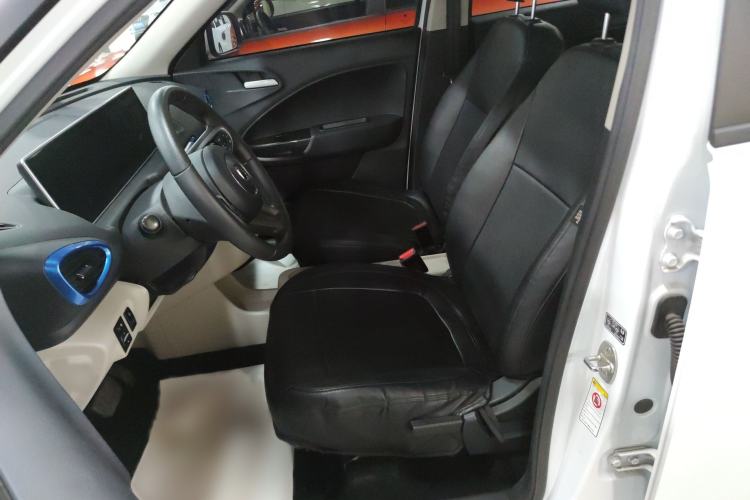 Used ORA White Cat 2020 305 km Luxury Version Left Front Seat