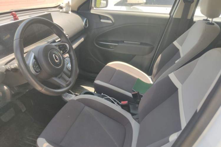 Used ORA White Cat 2020 360 km Luxury Version Left Front Seat
