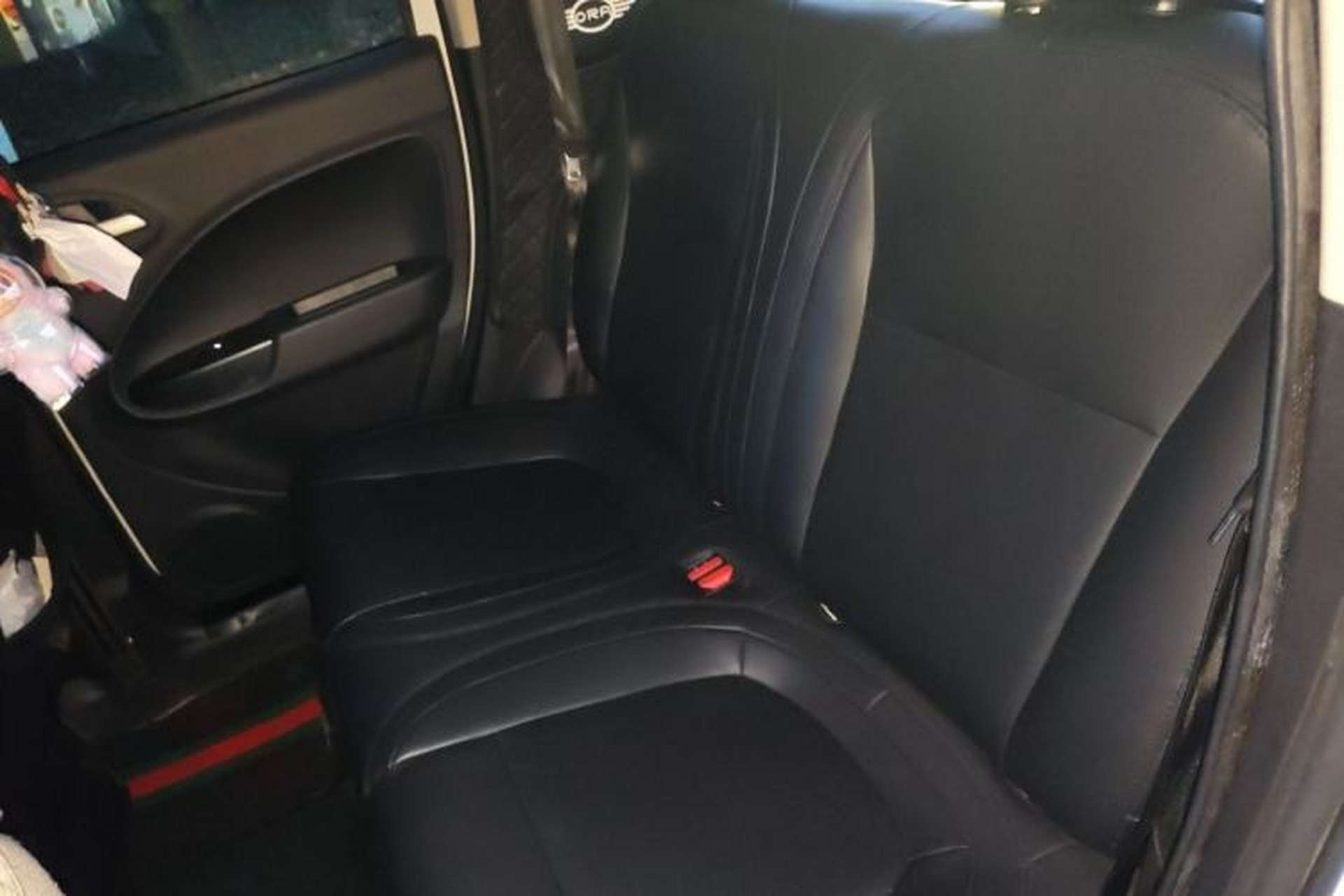 Used ORA White Cat 2020 305 km Luxury Version Left Rear Seat