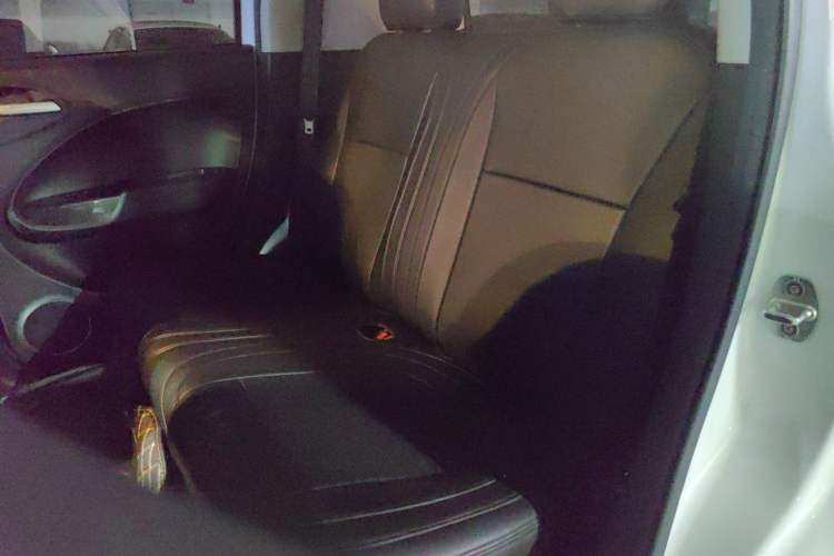 Used ORA White Cat 2020 305 km Luxury Version Left Rear Seat