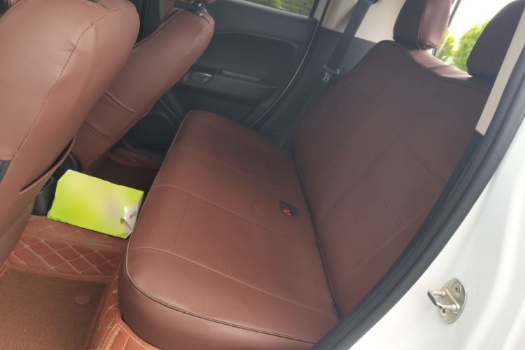 Used ORA White Cat 2020 305 km Luxury Version Left Rear Seat