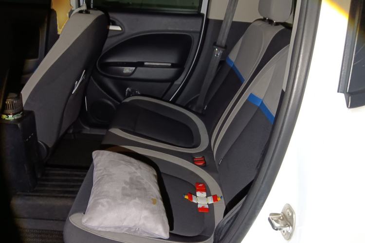 Used ORA White Cat 2020 305 km Luxury Version Left Rear Seat